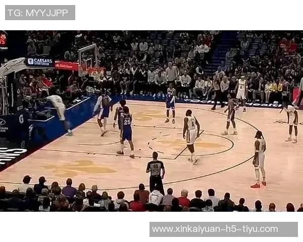 奎因昨日表现抢眼贡献12分8板7助4断小乔丹鼓励他勇敢接受采访表扬