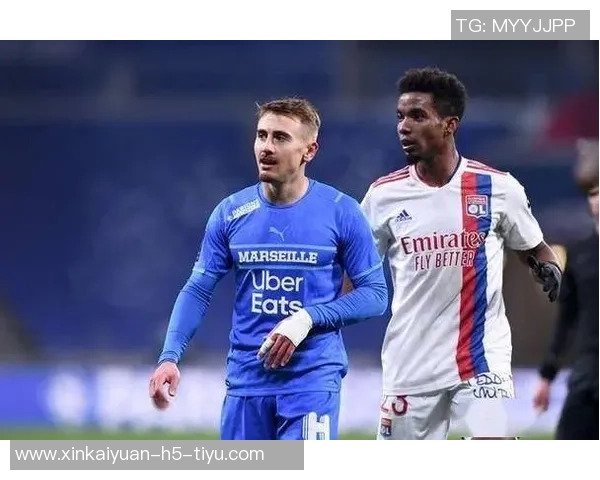 伯恩茅斯半场领先水晶宫2-0竟然在英超积分榜上高居第一 伯恩茅斯半场领先水晶宫2-0竟然在英超积分榜上高居第一